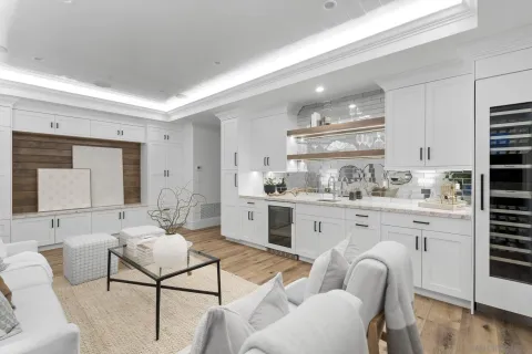 $5,350,000 | 466 Westbourne Street, La Jolla, CA 92037