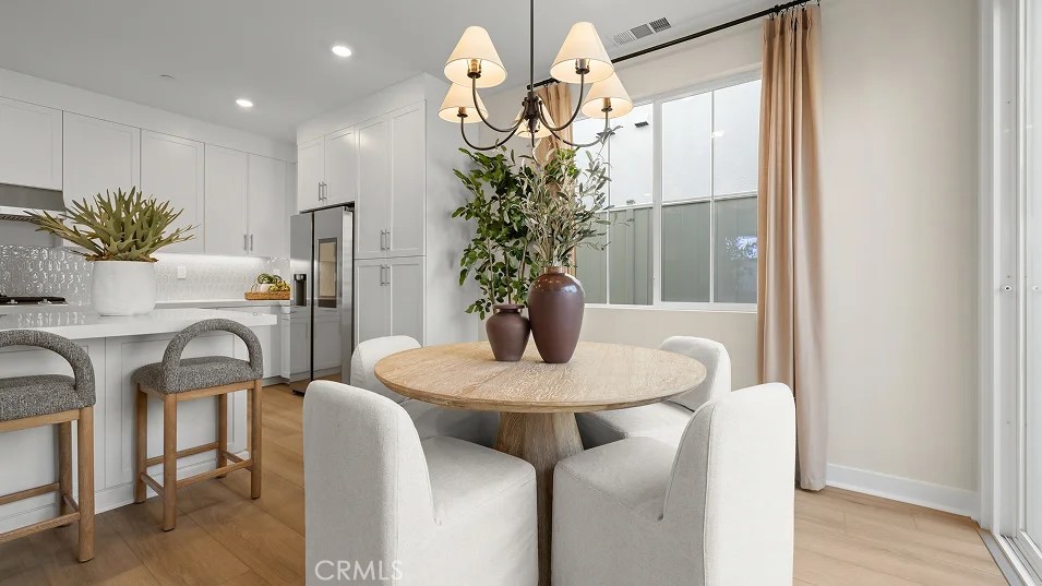 2038 Pyrenes Place Santa Paula, CA 93060 - Photo 5 of 37 Photos shown are of model only- not actual homesite.