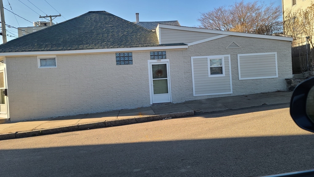 108 Howe Street Fall River, MA 02724 - Photo 2 of 32 Gallery Image 2
