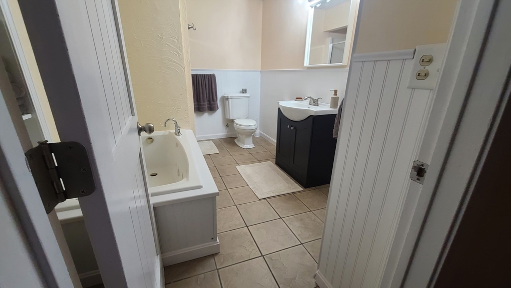 108 Howe Street Fall River, MA 02724 - Photo 24 of 32 Gallery Image 24