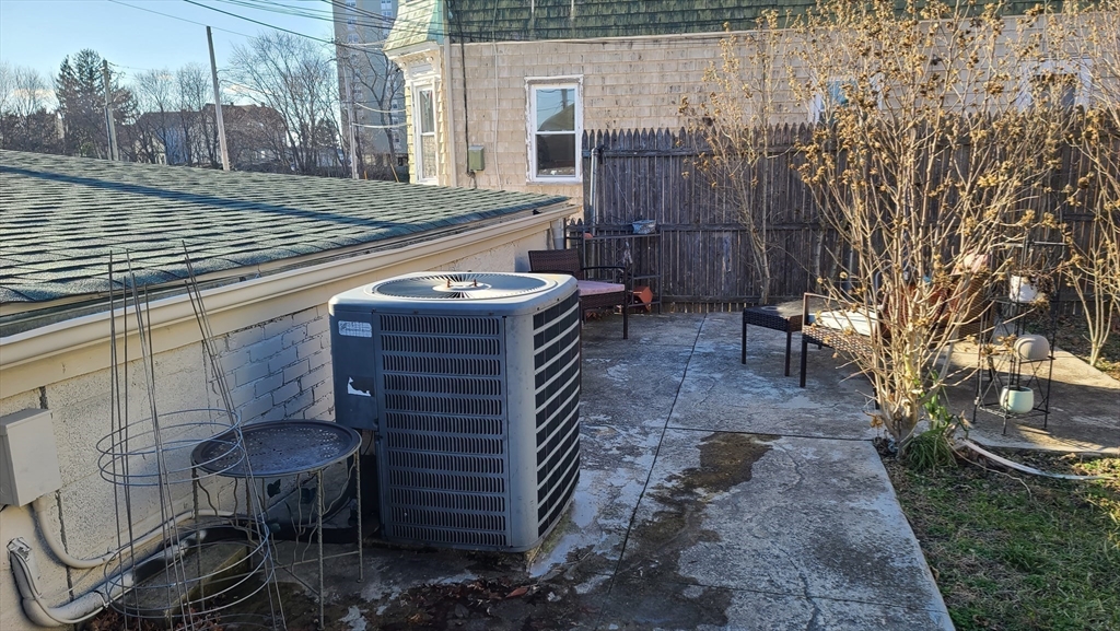 108 Howe Street Fall River, MA 02724 - Photo 29 of 32 Gallery Image 29
