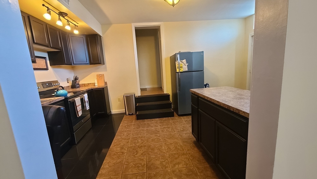 108 Howe Street Fall River, MA 02724 - Photo 4 of 32 Gallery Image 4