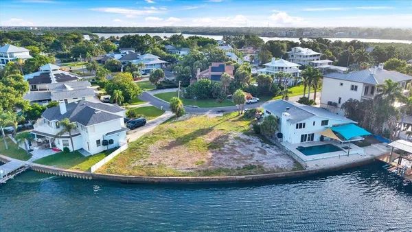 $1,750,000 | 121 Augusta Avenue, Palm Harbor, FL 34683