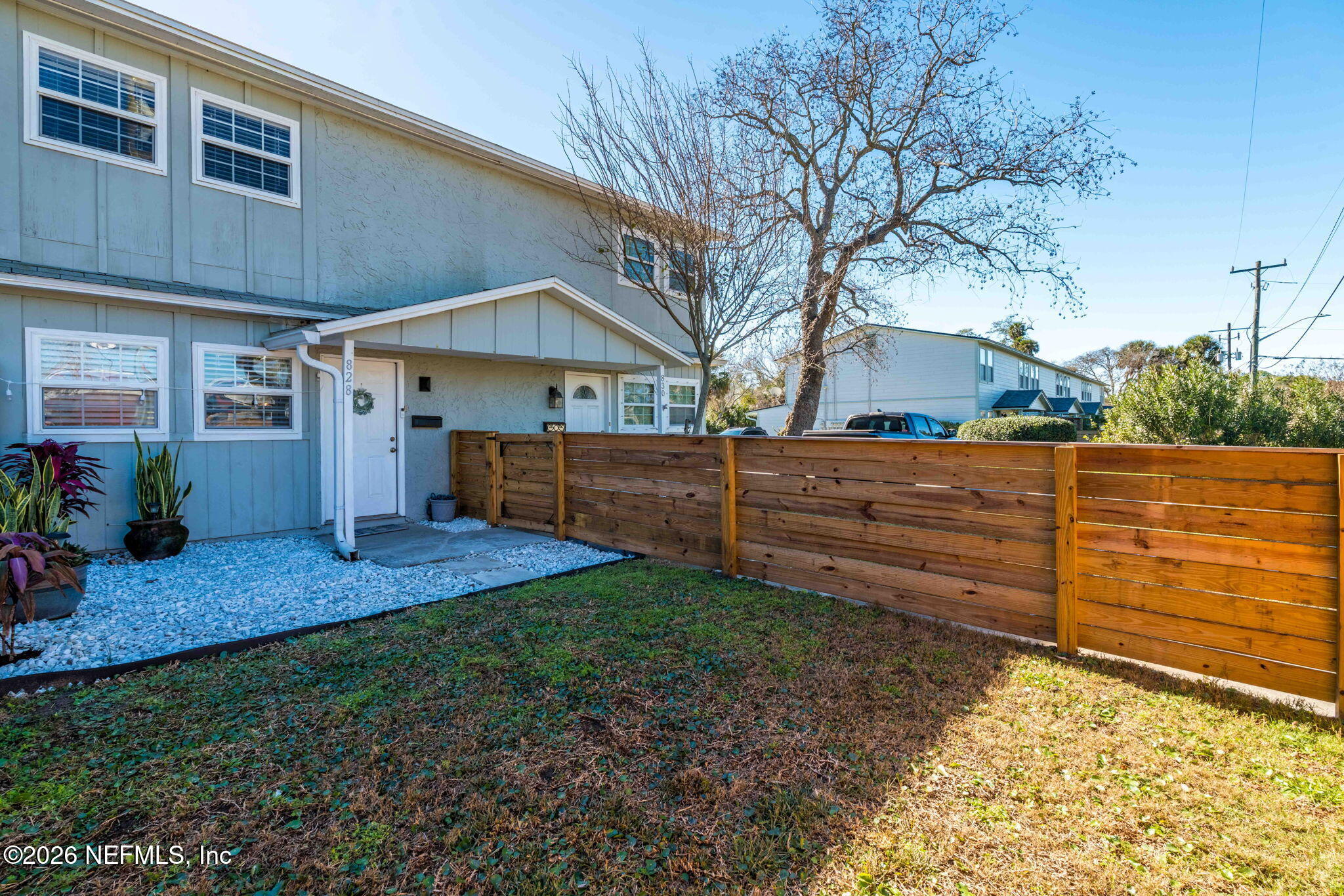 828 Cavalla Road Atlantic Beach, FL 32233 - Photo 11 of 26 Fenced Front Yard View 2