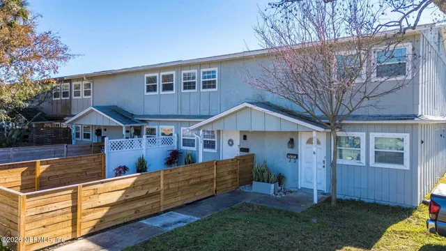 a front view of house with yard