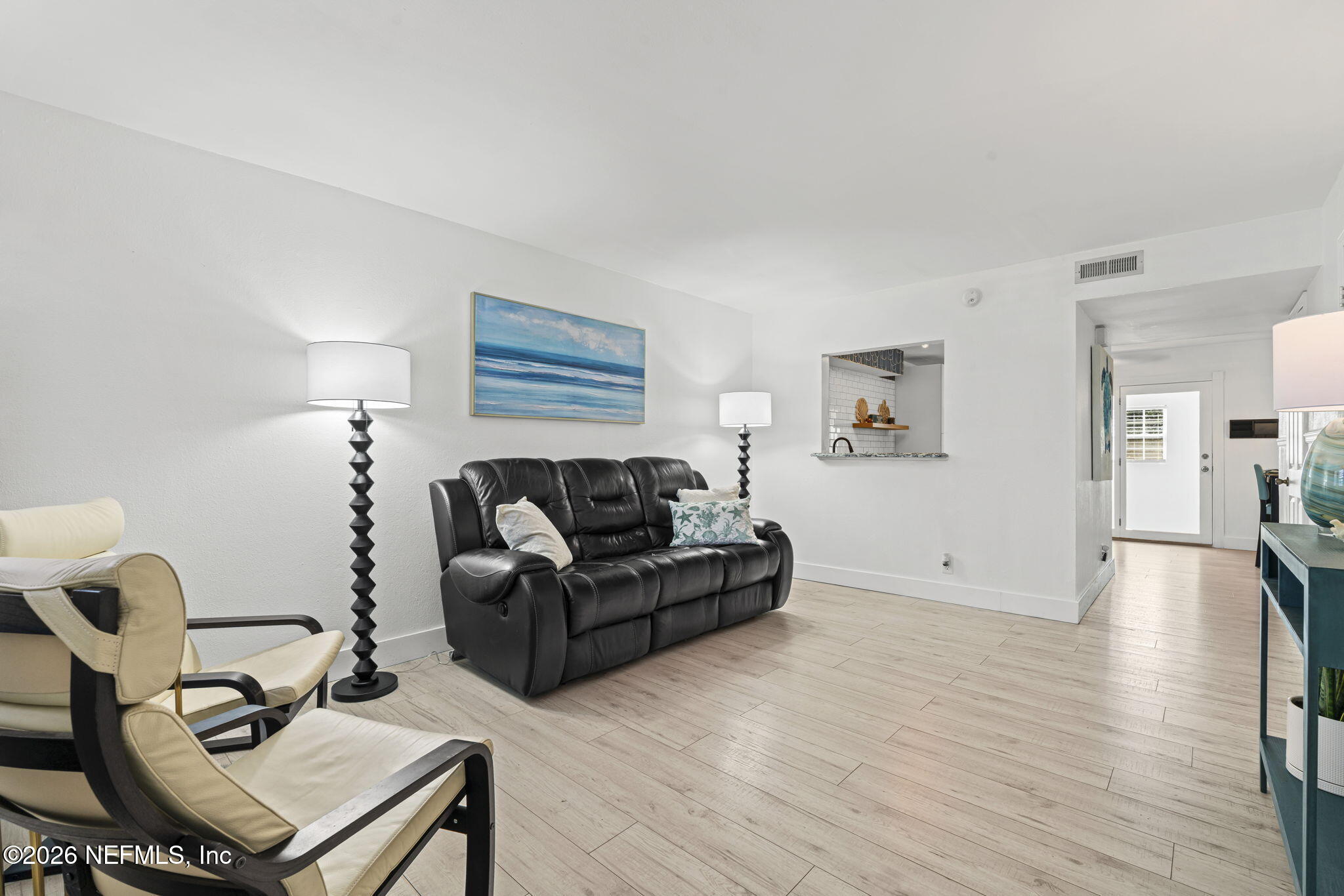 828 Cavalla Road Atlantic Beach, FL 32233 - Photo 4 of 26 Living Room View