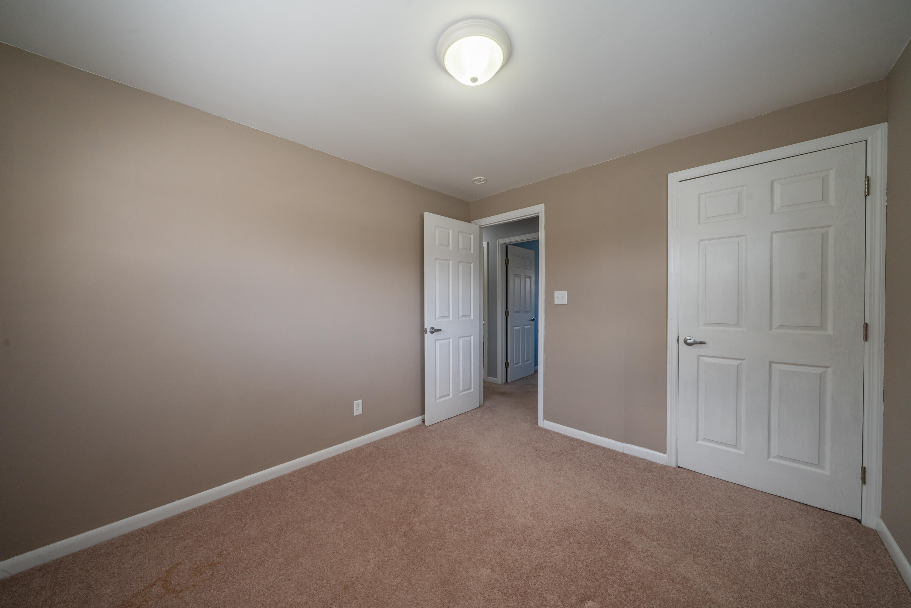 1211 Claybourne Road Kettering, OH 45429 - Photo 23 of 43