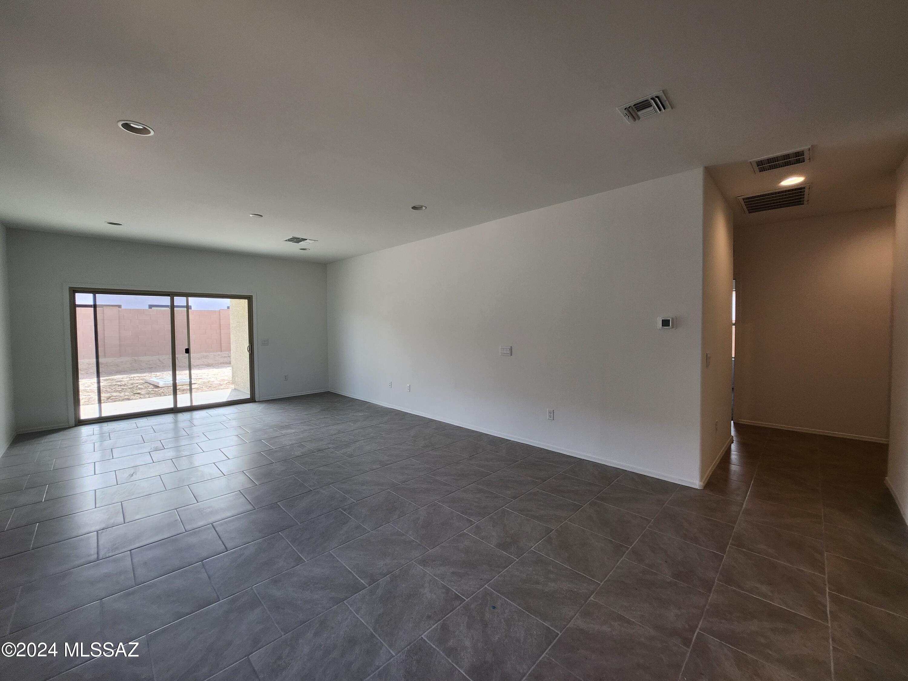 12536 West Barnett Road Marana, AZ 85653 - Photo 13 of 41