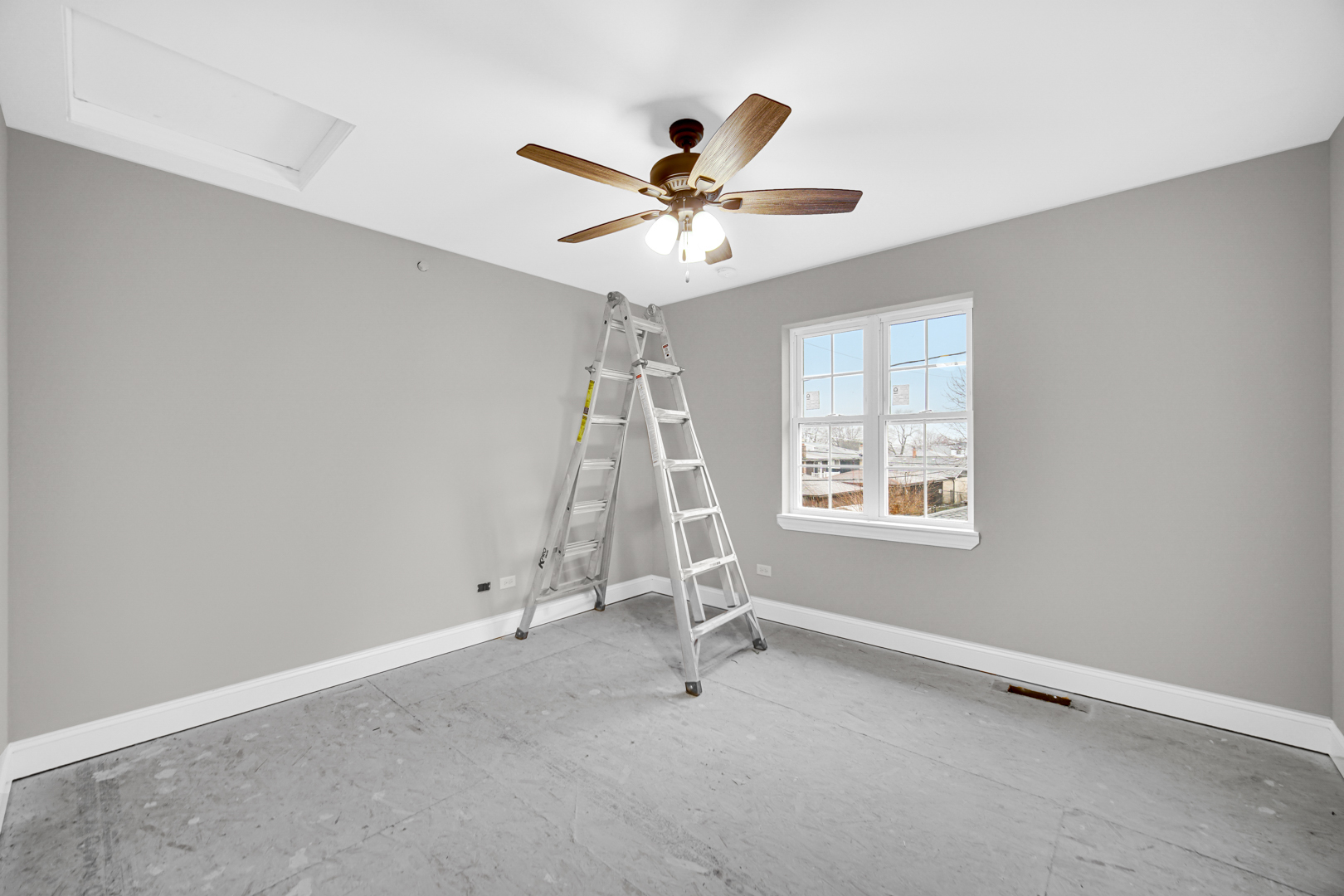 5749 West 109th Street Chicago Ridge, IL 60415 - Photo 19 of 22 a view of an empty room with a window