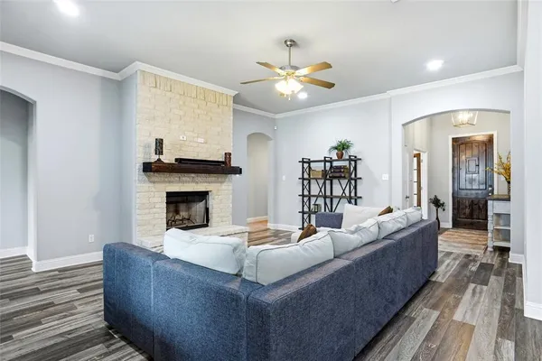 $550,000 | 127 Preakness Drive, Willow Park, TX 76087