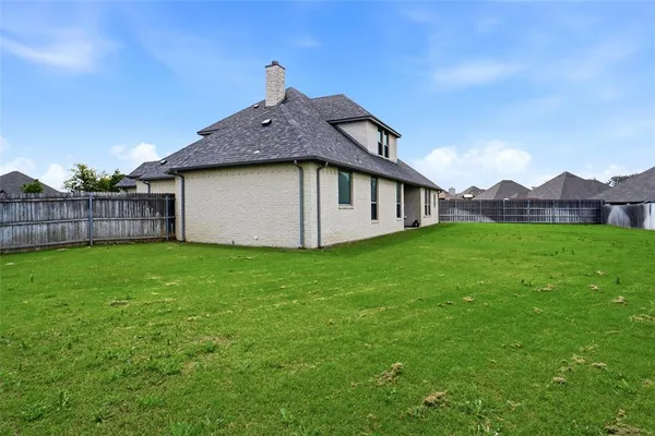 $550,000 | 127 Preakness Drive, Willow Park, TX 76087