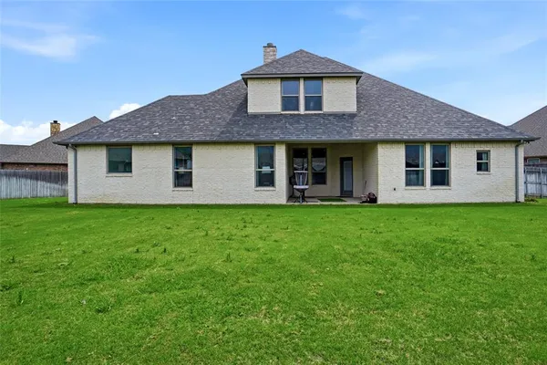 $550,000 | 127 Preakness Drive, Willow Park, TX 76087