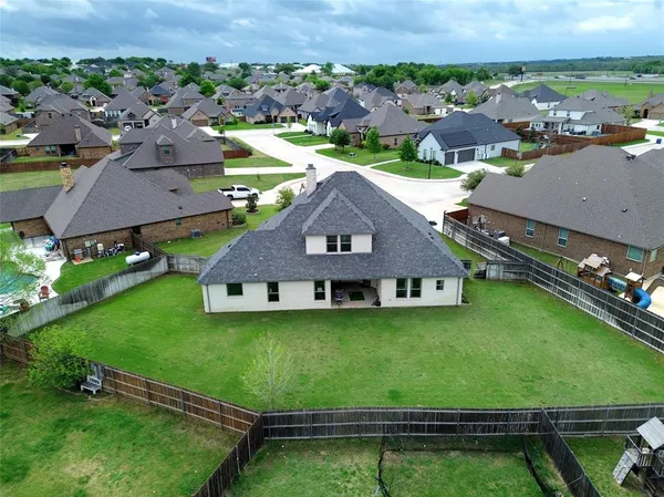 $550,000 | 127 Preakness Drive, Willow Park, TX 76087
