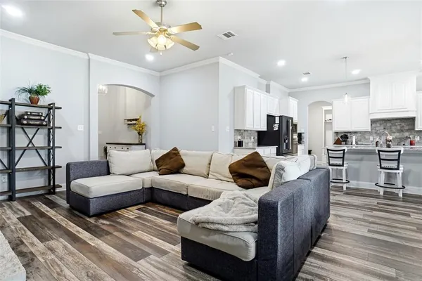 $550,000 | 127 Preakness Drive, Willow Park, TX 76087