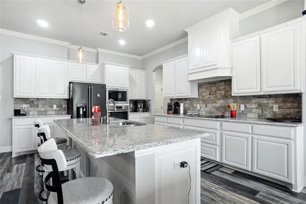 $550,000 | 127 Preakness Drive, Willow Park, TX 76087