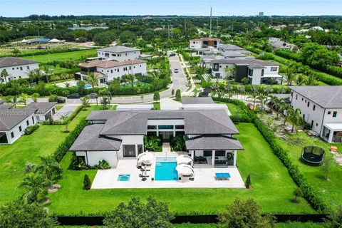 $5,985,000 | 14910 Southwest 16 Court, Fort Lauderdale, FL 33325