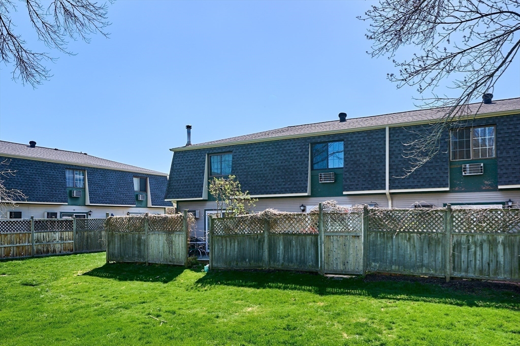 170 East Hadley Road, Unit 42 Amherst, MA 01002 - Photo 28 of 30 Gallery Image 28