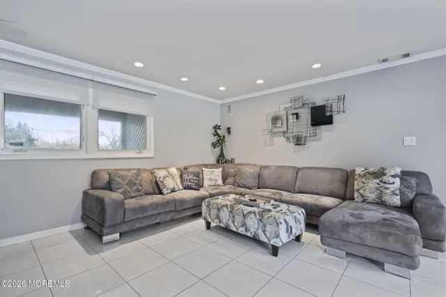 $799,900 | 330 Plymouth Drive, Freehold, NJ 07728