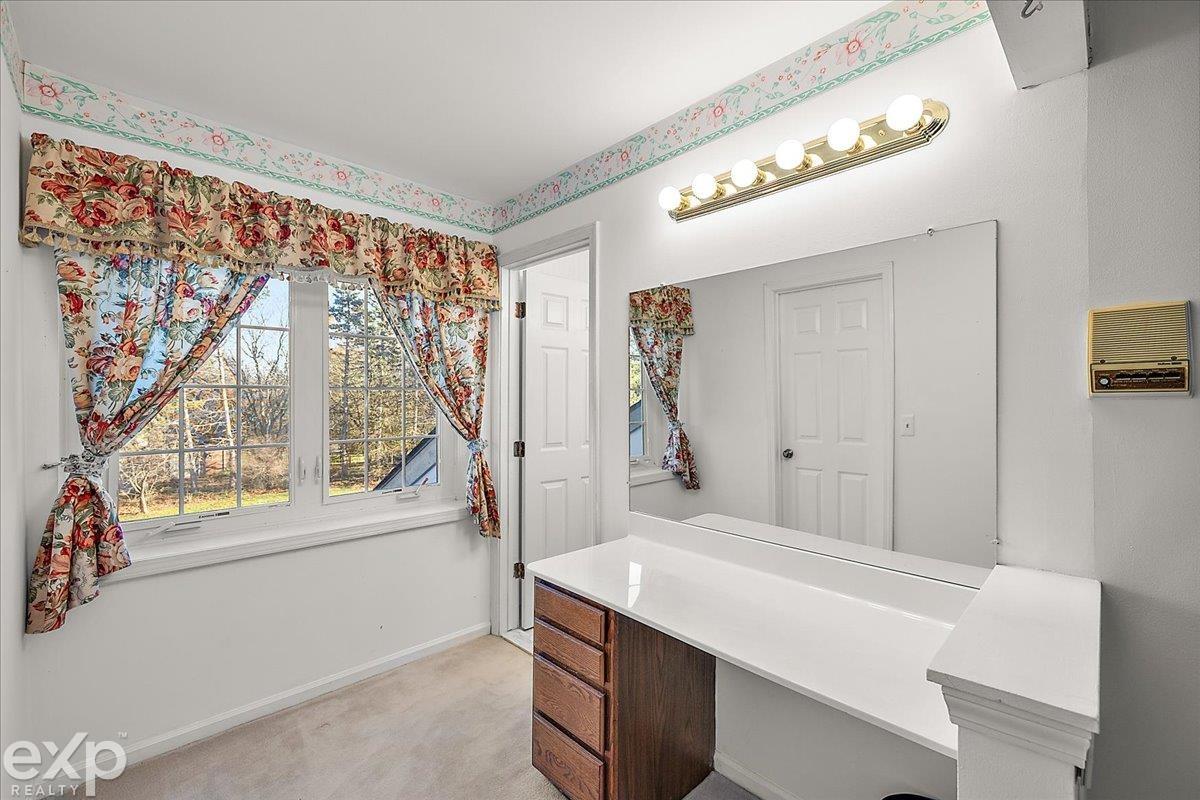 1579 Lomas Verdes Rochester, MI 48306 - Photo 49 of 64 50162073-43348ef3-40e9-47e3-b97c-f2c79a992f4a.JPG