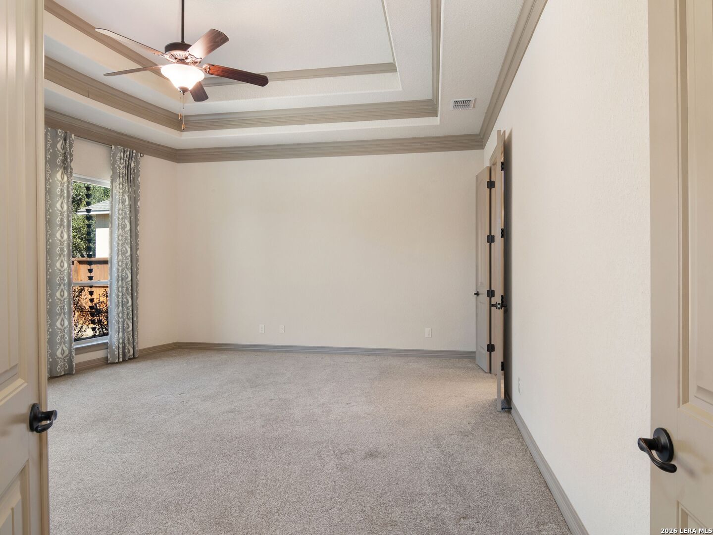 30142 Setterfeld Circle Fair Oaks Ranch, TX 78015 - Photo 18 of 47