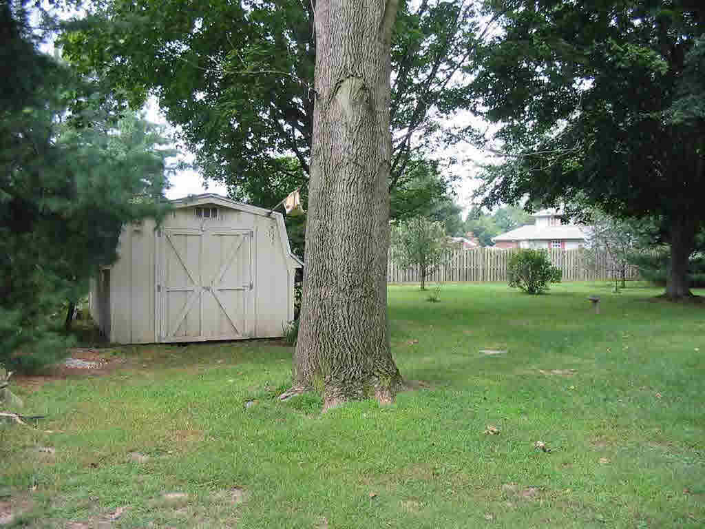 2007 Ridgeway Avenue Vincennes, IN 47591 - Photo 11 of 12 Gallery Image 11