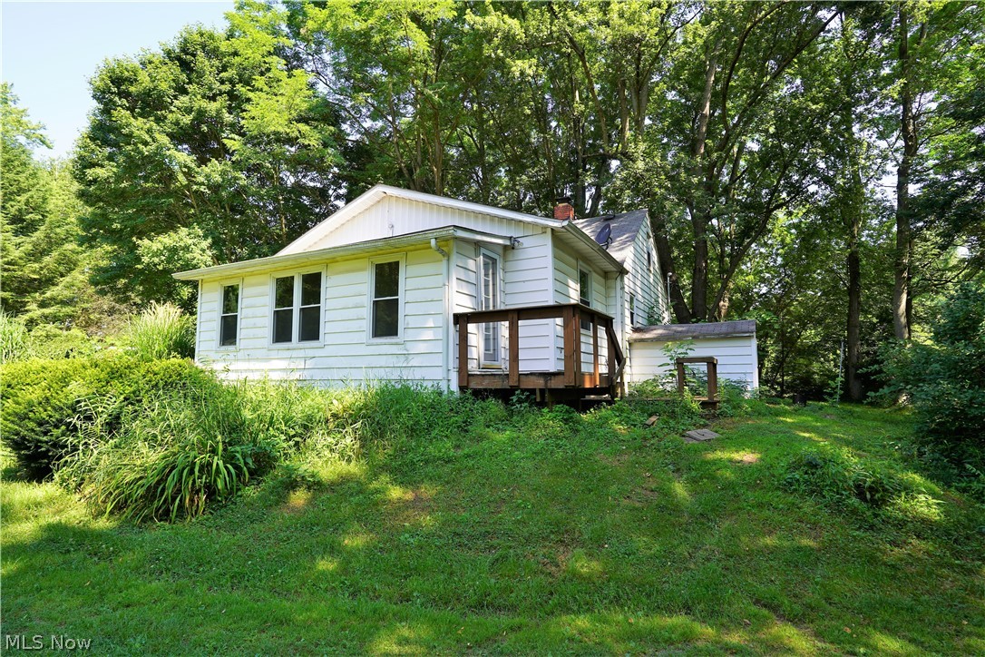 2468 Wright Road Akron, OH 44320 - Photo 6 of 22