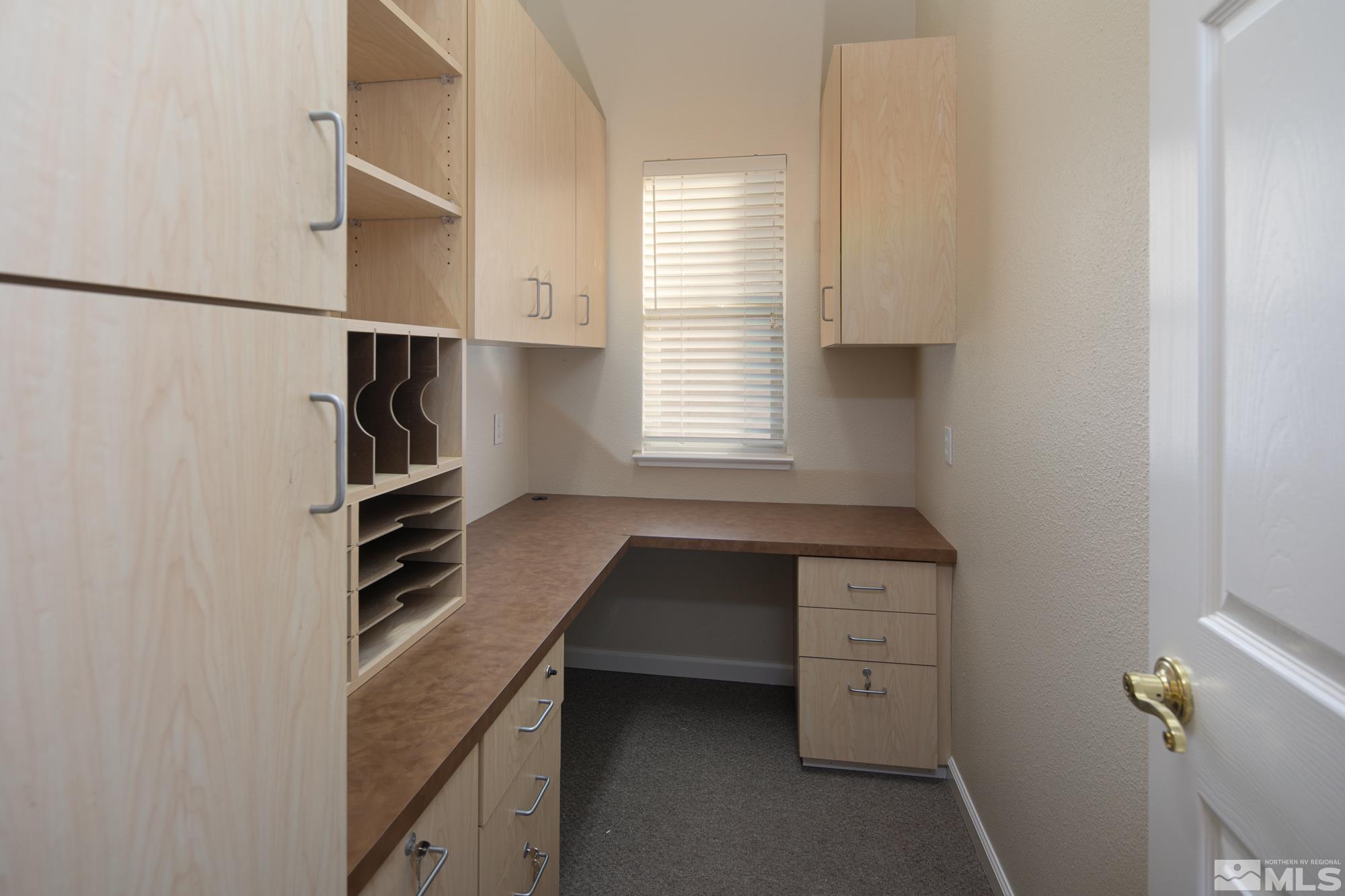 457 Sierra Leaf Circle Reno, NV 89511 - Photo 11 of 25 Photo 11