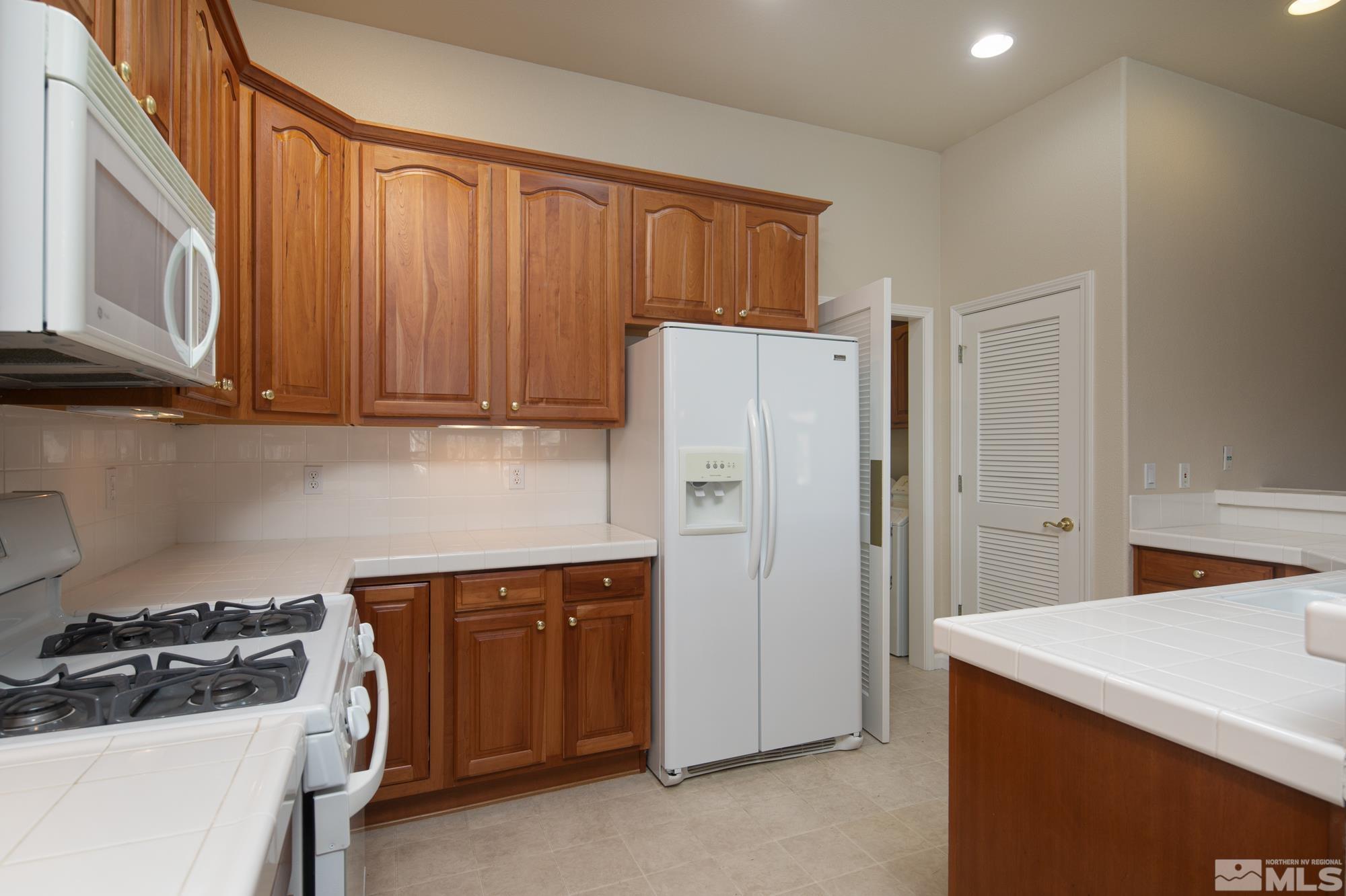 457 Sierra Leaf Circle Reno, NV 89511 - Photo 8 of 25 Photo 8