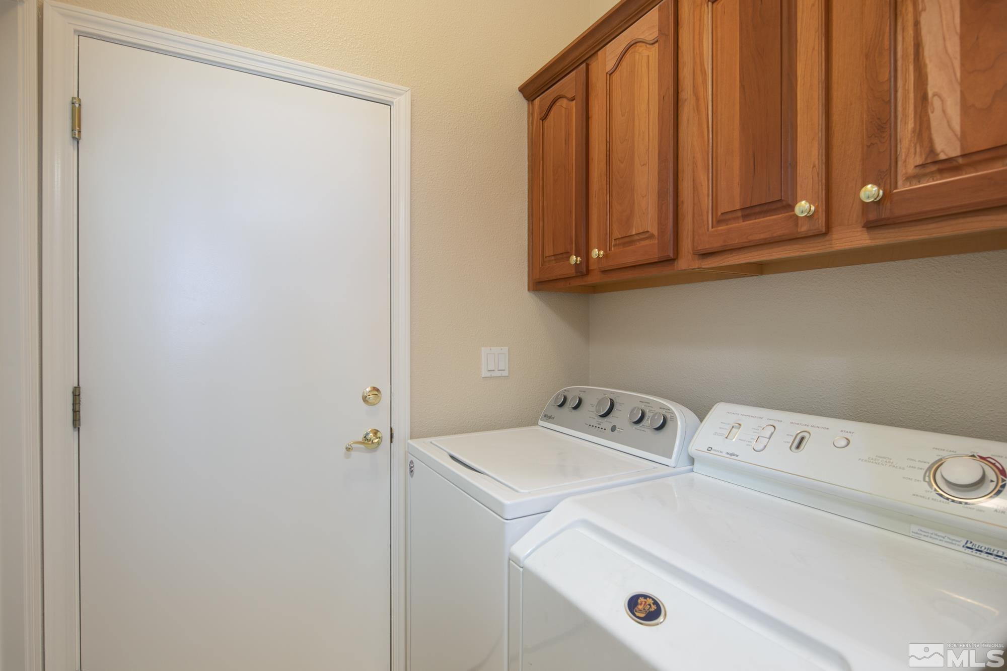 457 Sierra Leaf Circle Reno, NV 89511 - Photo 10 of 25 Photo 10