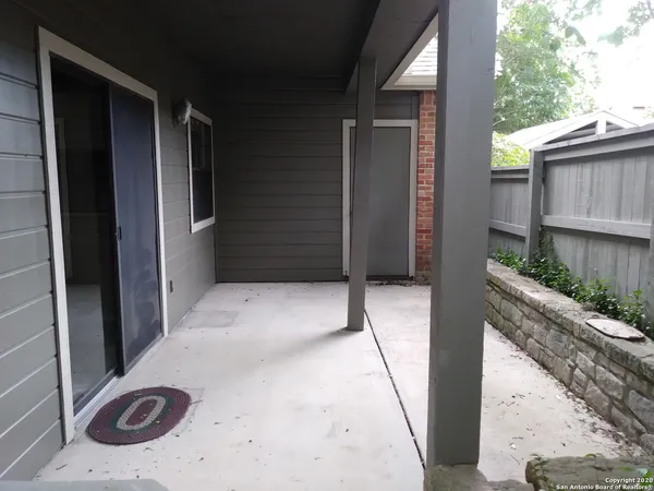 $1,250 | 31 Chapel Hill Circle, San Antonio, TX 78240