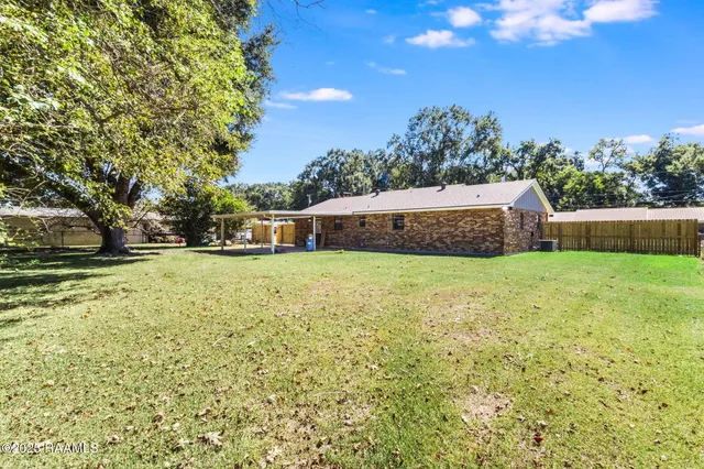 $164,000 | 441 Ave A, Opelousas, LA 70570