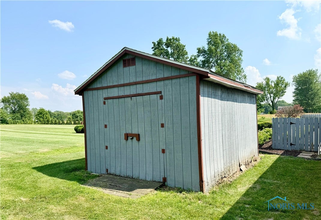 231 South Munson Road Swanton, OH 43558 - Photo 30 of 31 Great added storage