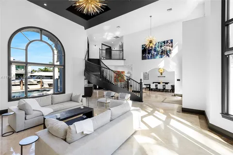 $7,695,000 | 511 San Marco Drive, Fort Lauderdale, FL 33301