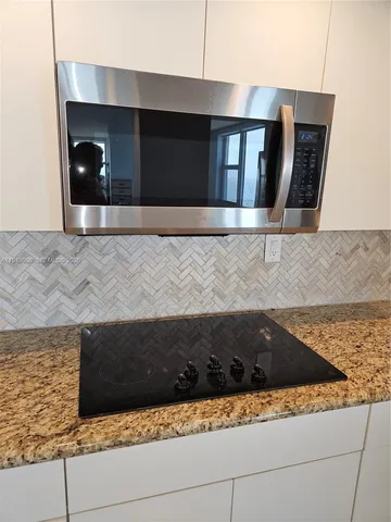 $4,100 | 3180 South Ocean Drive, Unit 1508, Hallandale Beach, FL 33009