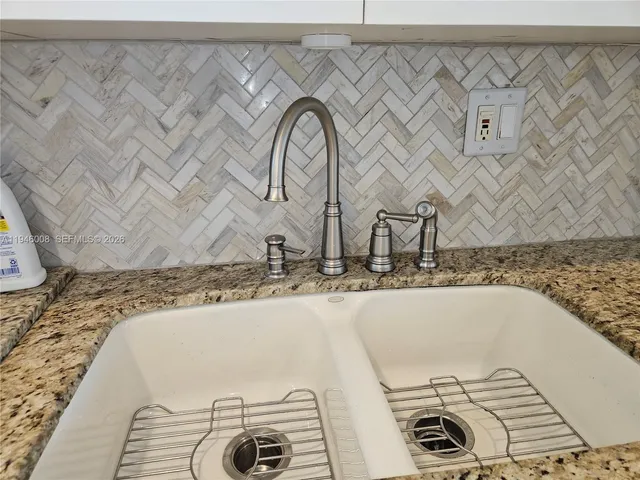 $4,100 | 3180 South Ocean Drive, Unit 1508, Hallandale Beach, FL 33009