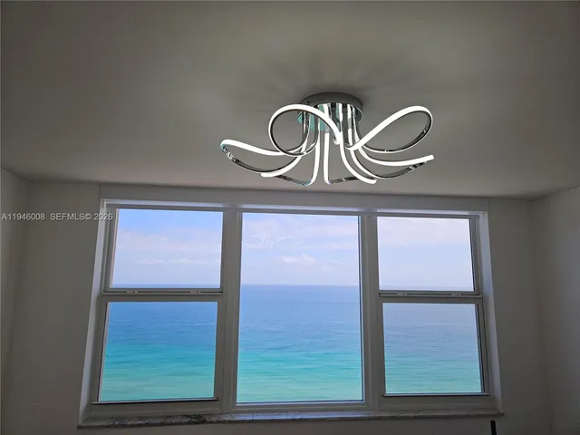 $4,100 | 3180 South Ocean Drive, Unit 1508, Hallandale Beach, FL 33009