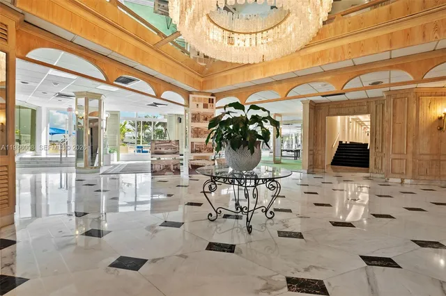 $4,100 | 3180 South Ocean Drive, Unit 1508, Hallandale Beach, FL 33009