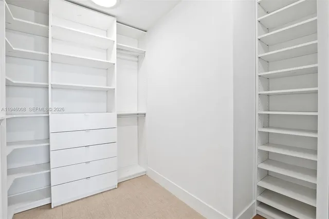 $4,100 | 3180 South Ocean Drive, Unit 1508, Hallandale Beach, FL 33009