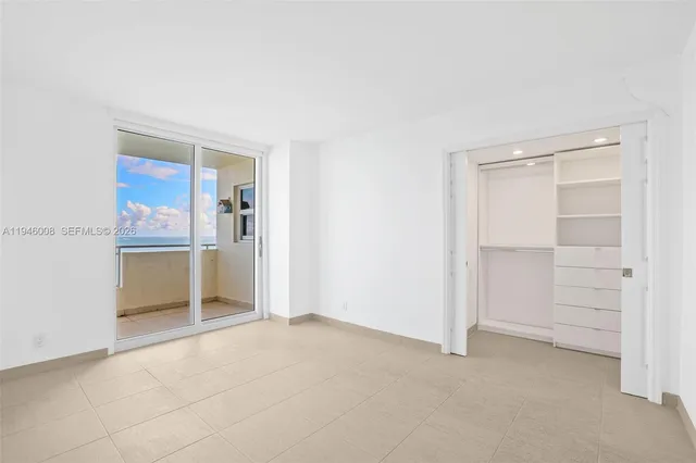 $4,100 | 3180 South Ocean Drive, Unit 1508, Hallandale Beach, FL 33009