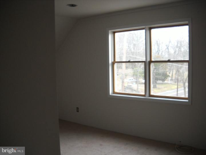 902 Mill Road Bensalem, PA 19020 - Photo 7 of 18 Gallery Image 7