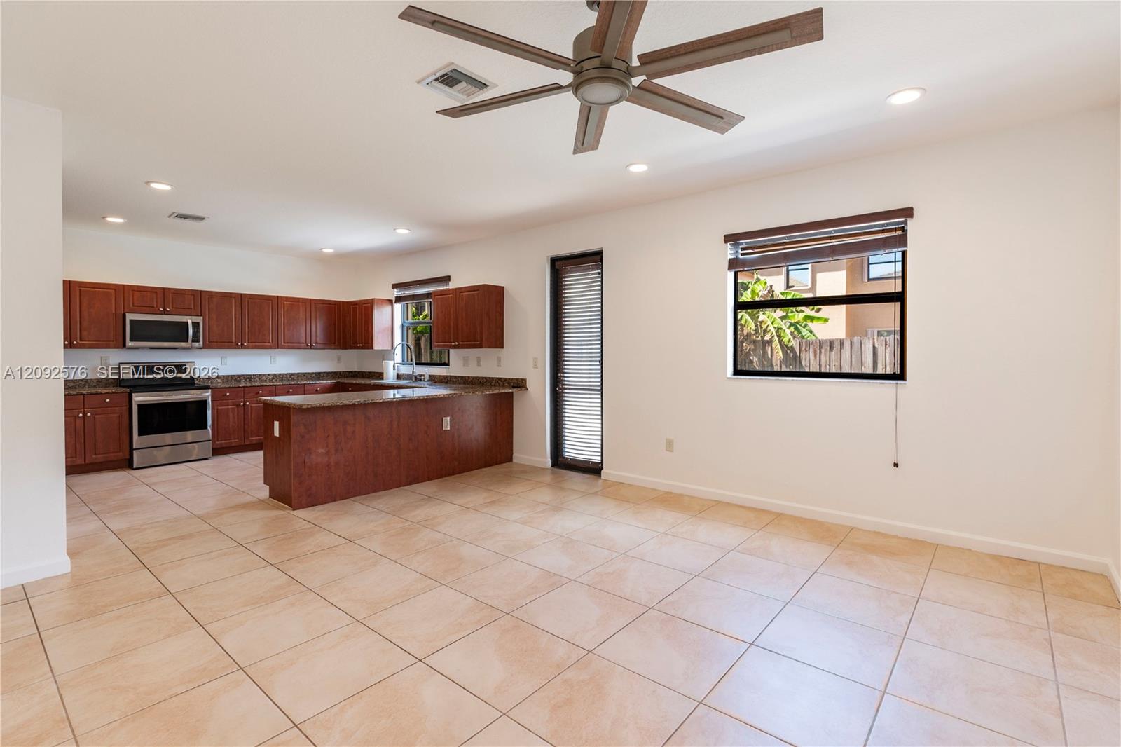 24124 Southwest 113th Path Homestead, FL 33032 - Photo 10 of 32 Gallery Image 10
