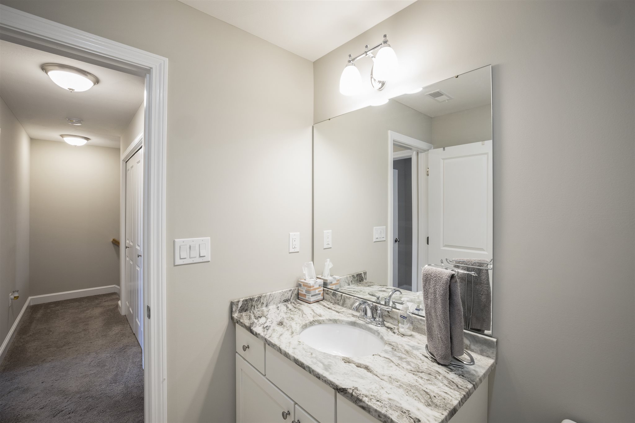 3 A Weymouth Road, Unit 1 Londonderry, NH 03053 - Photo 12 of 20 Gallery Image 12