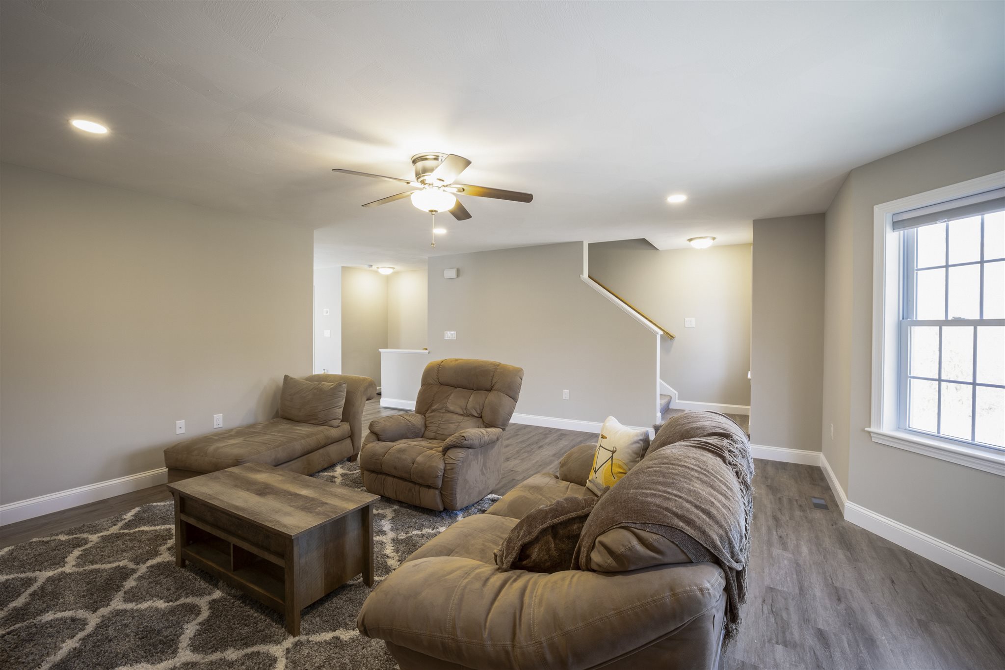 3 A Weymouth Road, Unit 1 Londonderry, NH 03053 - Photo 6 of 20 Gallery Image 6