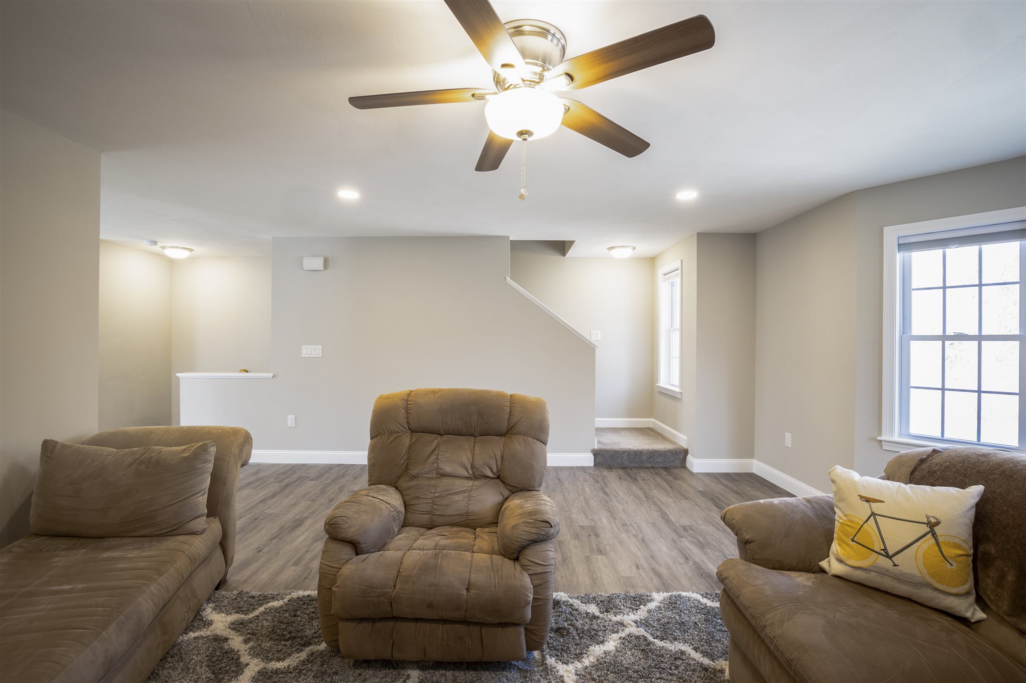 3 A Weymouth Road, Unit 1 Londonderry, NH 03053 - Photo 7 of 20 Gallery Image 7