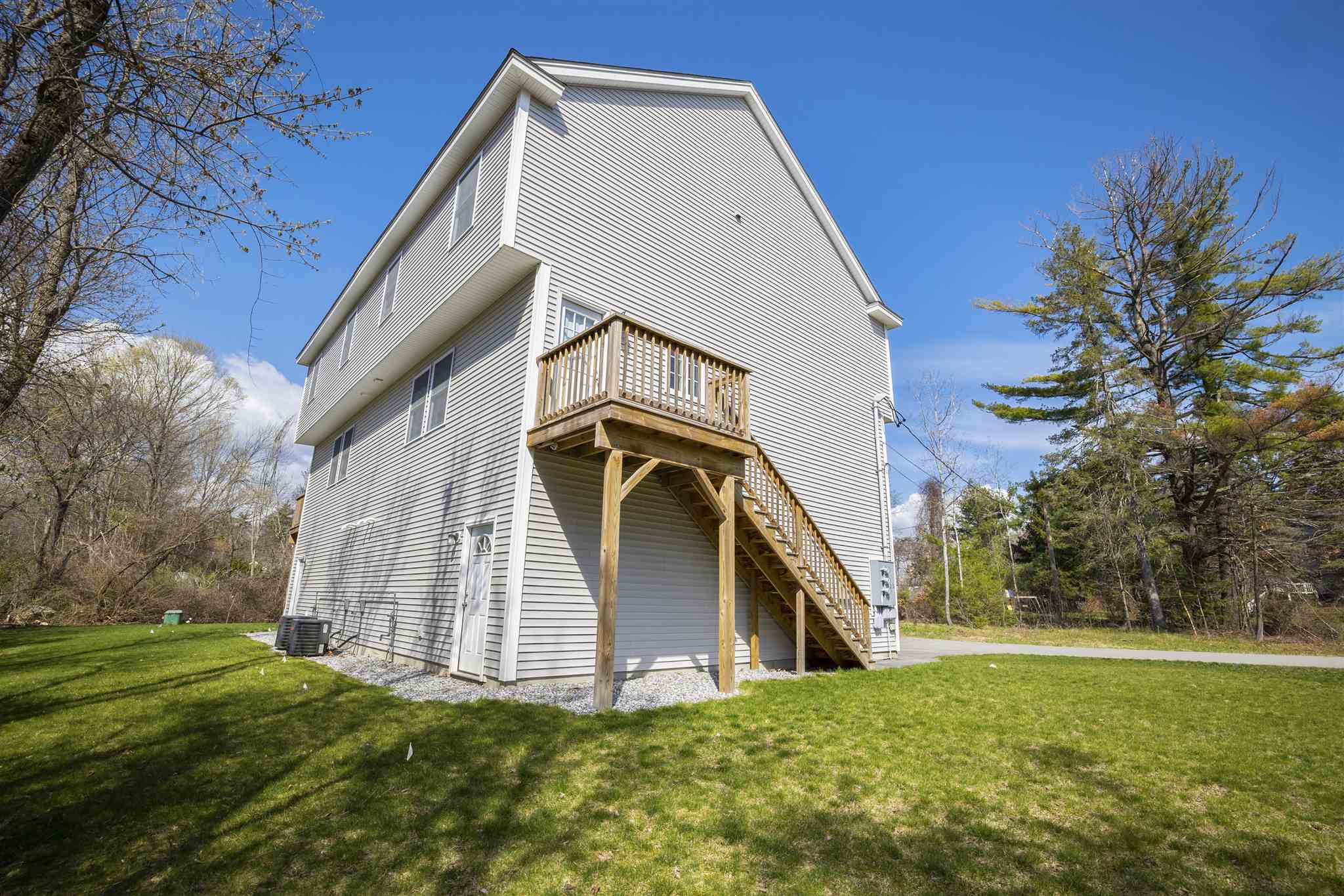 3 A Weymouth Road, Unit 1 Londonderry, NH 03053 - Photo 8 of 20 Gallery Image 8