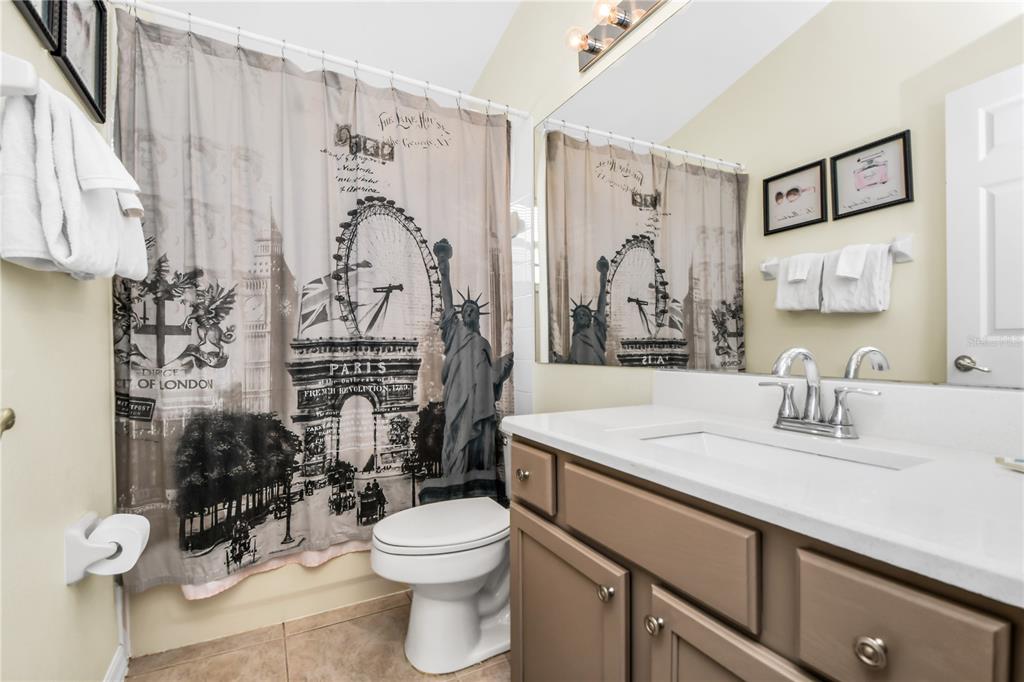2551 Oneida Loop Kissimmee, FL 34747 - Photo 30 of 44 Gallery Image 30