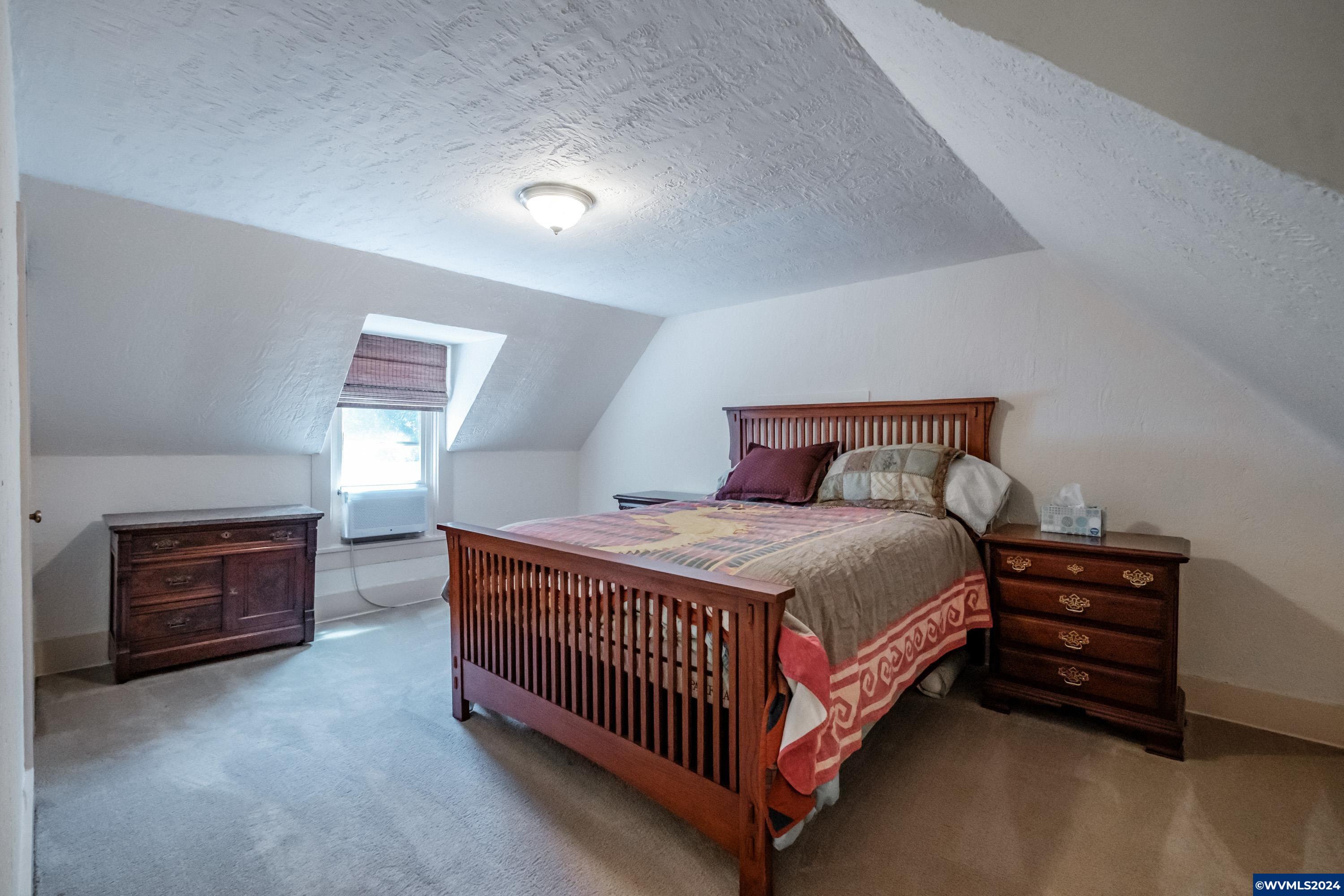 41 South 3rd Street Independence, OR 97351 - Photo 25 of 41 Gallery Image 25