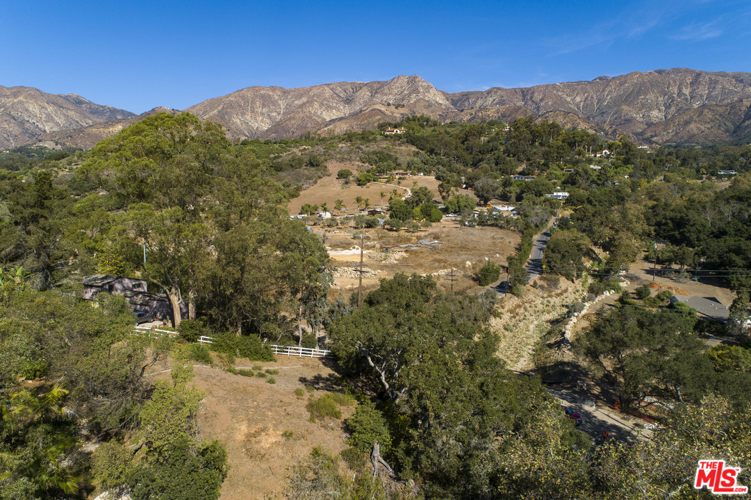 2985-rd East Valley Road Santa Barbara, CA 93108 - Photo 3 of 8