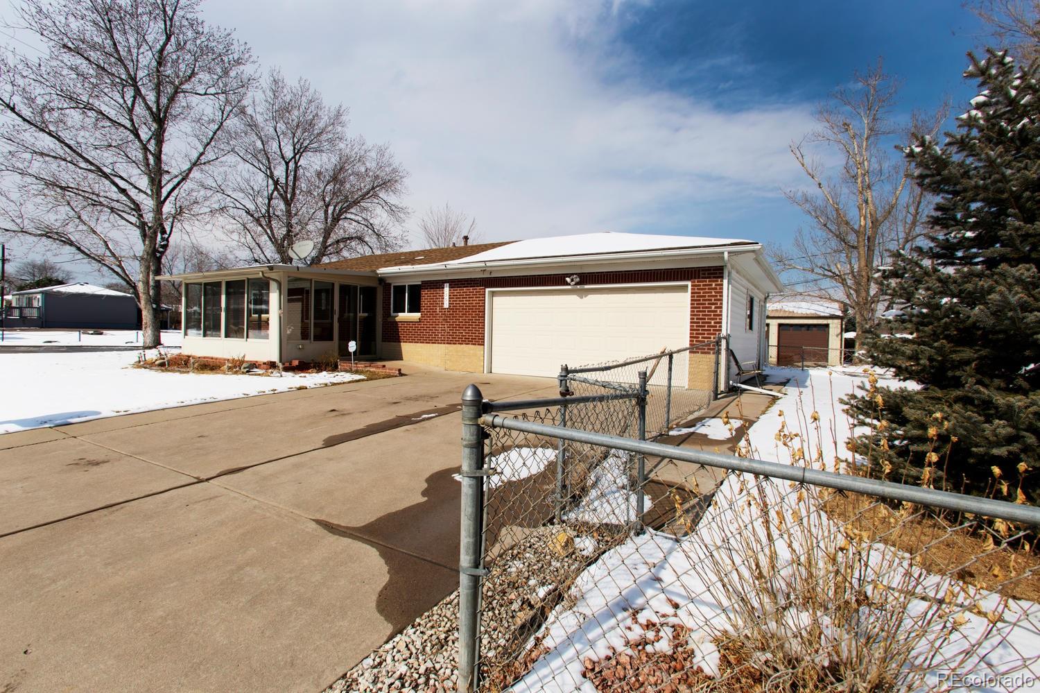 10595 West 38th Place Wheat Ridge, CO 80033 - Photo 3 of 24