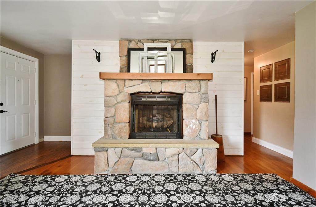 508 Rock Run Road Elizabeth, PA 15037 - Photo 3 of 25 GAS FIREPLACE